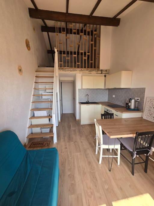 Appartement Duplex Proche De La Mer سان سيبريان المظهر الخارجي الصورة